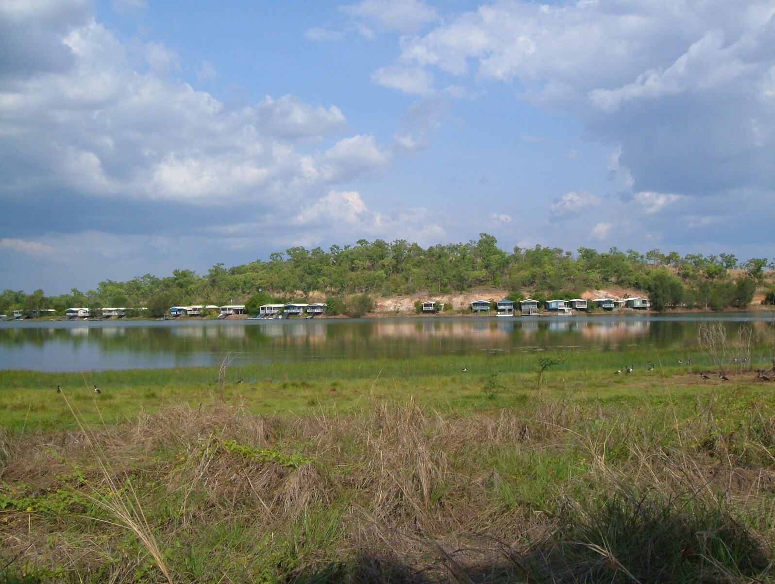 Cabins for hire along Lake Bennett in Coomalie Shire