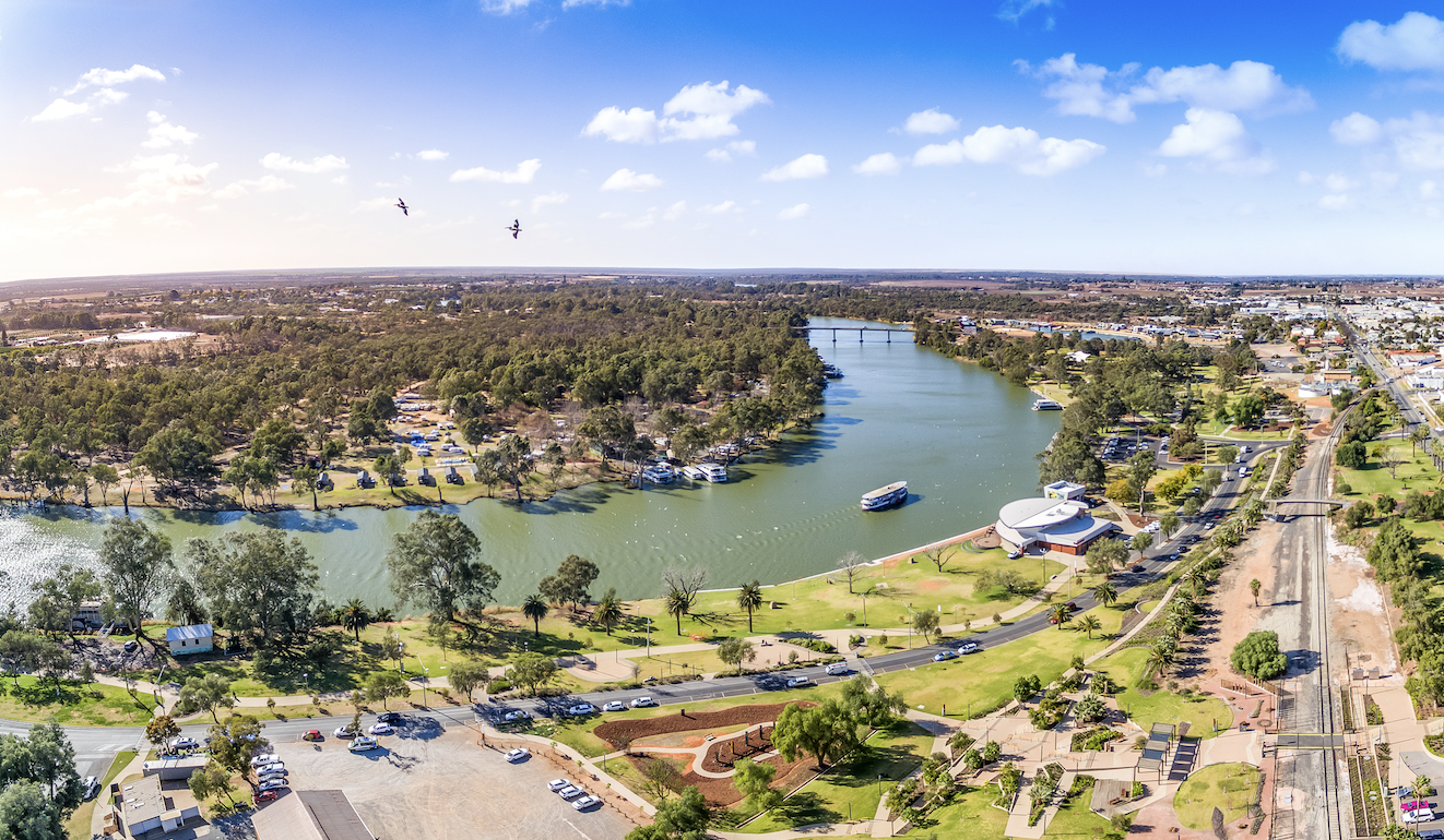 The bustling Mildura Victoria riverfront