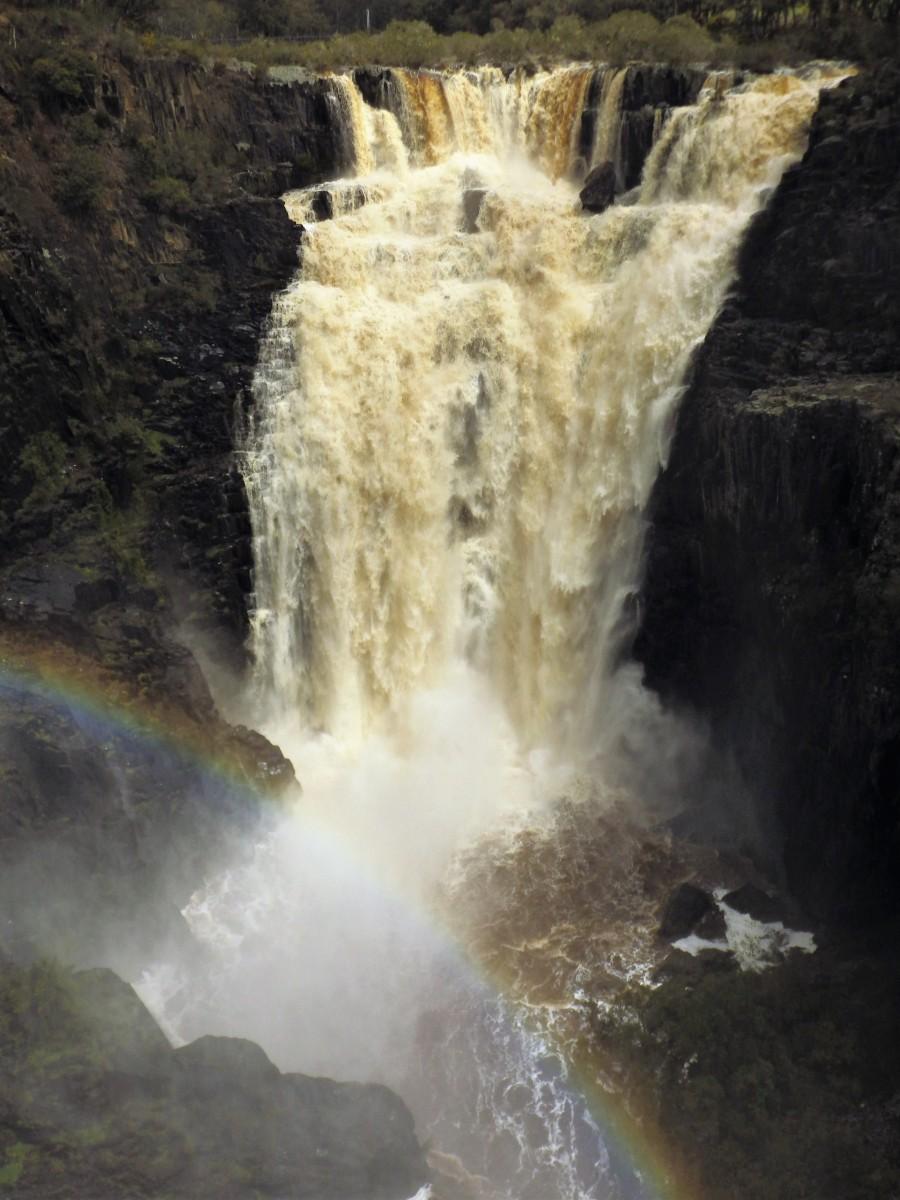 Apsley Falls in the Oxley Rivers Park