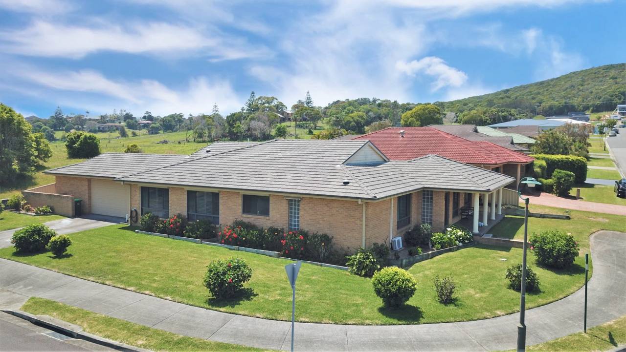 64 Akala Avenue, Forster NSW 2428 House For Sale NSW