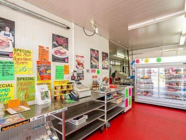 Retail For Sale - QLD - Pialba - 4655 - FREEHOLD COMMERCIAL PROPERTY WITH WHOLESALE FOOD DISTRIBUTION BUSINESS  (Image 2)