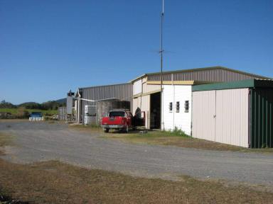 Industrial/Warehouse For Sale - QLD - Calen - 4798 - Industrial Shed with Highway Frontage  (Image 2)