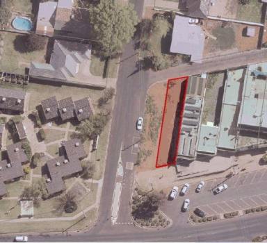Land/Development For Sale - NSW - Griffith - 2680 - VACANT COMMERCIAL / RESIDENTIAL LAND  (Image 2)