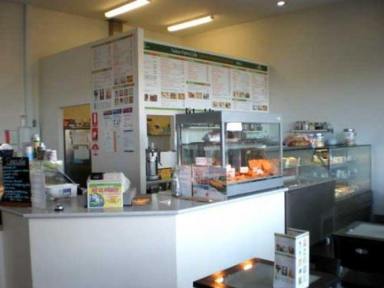 Business For Sale - VIC - Bendigo - 3550 - CAFE / TAKEAWAY - EXCELLENT LOCATION - VERY PROFITABLE BUSINESS!  (Image 2)