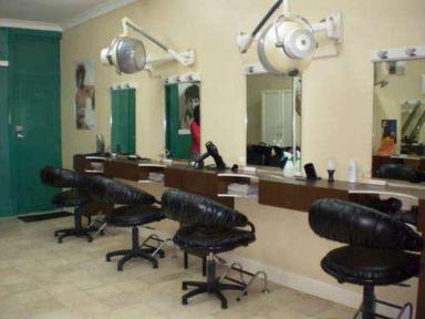 Business For Sale - NSW - Kingsford - 2032 - GREAT OPPORTUNITY TO PURCHASE A WELL ESTABLISHED SALON - FIRST TO SEE WILL BUY!  (Image 2)