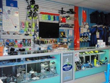 Business For Sale - WA - Joondalup - 6027 - Mindarie Diving Academy - Dive shop and business for lease  (Image 2)