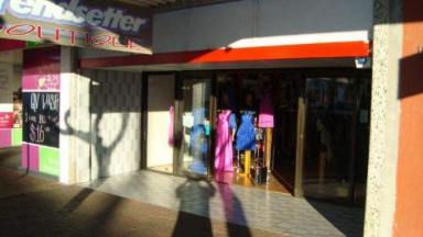 Business For Sale - QLD - Kingaroy - 4610 - TREND SETTER BOUTIQUE  (Image 2)