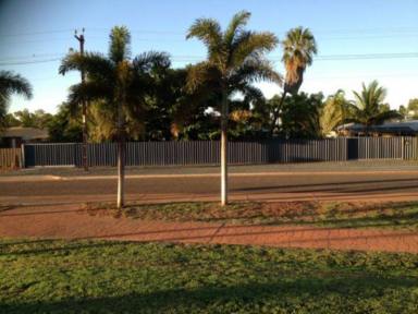 Retail For Sale - WA - South Hedland - 6722 - 2694 M2 Residential Property with Workshop  (Image 2)