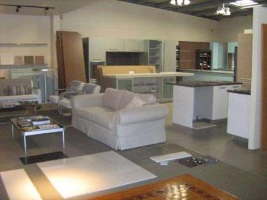 Showrooms/Bulky Goods For Sale - QLD - Southport - 4215 - A UNIQUE OPPORTUNITY IN SOUTHPORT  (Image 2)