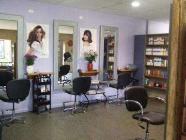 Business For Sale - WA - Augusta - 6290 - WELL ESTABLISHED HAIR SALON - EXCELLENT CLIENTELE BASE - GOOD TURNOVER - GOOD BUSINESS  (Image 2)