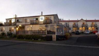Business For Sale - TAS - Swansea - 7190 - Amos House  (Image 2)