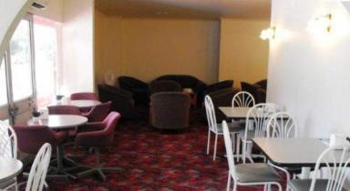 Business For Sale - NSW - Coonamble - 2829 - EXCELLENT COUNTRY CAFE LOUNGE / TAKEAWAY - SELLING FREEHOLD WITH 4BR RESIDENCE!  (Image 2)
