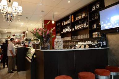 Business For Sale - NSW - Chiswick - 2046 - ESTABLISHED RESTAURANT/TAKEAWAY – PRIME LOCATION – BEST BUY AROUND!  (Image 2)