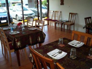 Business For Sale - QLD - Sippy Downs - 4556 - Leasehold Thai Restaurant - Sunshine Coast  (Image 2)