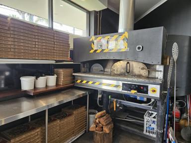Business For Sale - NSW - Batehaven - 2536 - WOODFIRED PIZZA BUSINESS FOR SALE.  (Image 2)