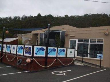 Business For Sale - TAS - Orford - 7190 - JUST HOOKED - WELL KNOWN SEAFOOD RESTAURANT/CAFE WITH 3 BEDROOM RESIDENCE  (Image 2)