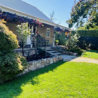 House For Sale - VIC - Wandiligong - 3744 - LIVE IN – RENT OUT – OR HAVE AS AN ALPINE HOLIDAY HOME!  (Image 2)