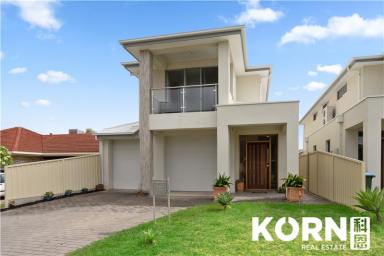 House For Sale - SA - Campbelltown - 5074 - A Torrens title Double storey house located on 338 m2 block  (Image 2)