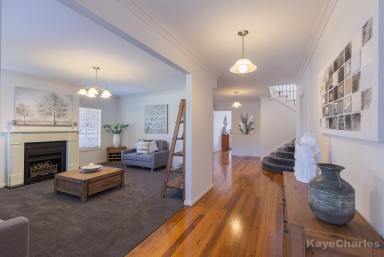 House For Sale - VIC - Officer - 3809 - Eye Catching Elegance in Prestigious Location   (Image 2)