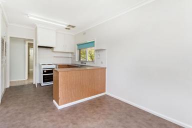 House For Sale - VIC - Spring Gully - 3550 - DEVELOP, RENOVATE, RENT – AMPLE POSSIBILITY ON EDGE OF SPRING GULLY & QUARRY HILL  (Image 2)