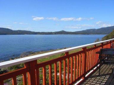 House Leased - TAS - White Beach - 7184 - Large Home with Captivating Water Views  (Image 2)