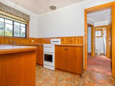 House Leased - TAS - Carlton - 7173 - Fantastic four bedroom home, close to beaches in quiet no through street.  (Image 2)