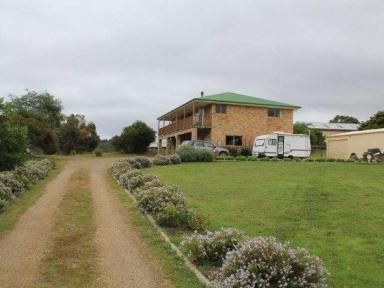 House Leased - TAS - Nubeena - 7184 - Large Family Home, wonderful water views!  (Image 2)