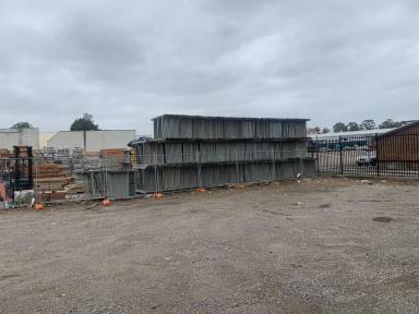Industrial/Warehouse For Lease - NSW - Old Guildford - 2161 - INDUSTRIAL PROPERTY - HUGE 1600m² EASY ACCESS to M4 & Woodville Rd  (Image 2)