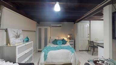 House Leased - QLD - St Lucia - 4067 - Outstanding Studio on Ninth ave - 7min to Uni, Air conditioning, TV in your room, fast internet, furnished!  (Image 2)