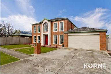 House Leased - SA - Fulham Gardens - 5024 - beautiful and huge family  home for rent  (Image 2)