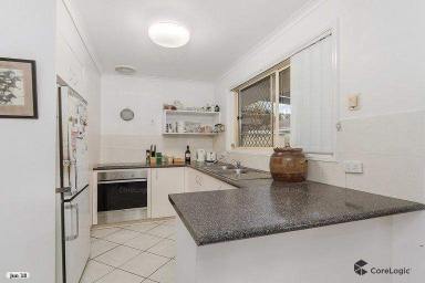 Unit For Sale - QLD - Helensvale - 4212 - DUPLEX PRIME LOCATION CLOSE TO EVERYTHING  (Image 2)