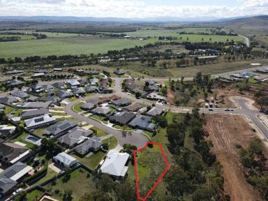 Residential Block For Sale - NSW - Muswellbrook - 2333 - VACANT LAND SET AT THE END OF A QUIET CUL-DE-SAC IN NORTH MUSWELLBROOK  (Image 2)