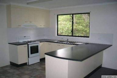 House For Lease - QLD - Childers - 4660 - Modern Home with Security screens close to town  (Image 2)