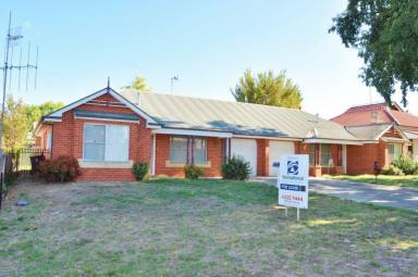 House For Lease - NSW - South Bathurst - 2795 - NEAT AND TIDY UNIT  (Image 2)