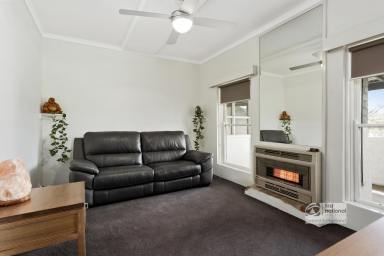 House For Sale - VIC - Kangaroo Flat - 3555 - Modern Living & Outstanding Potential on 1880m2  (Image 2)