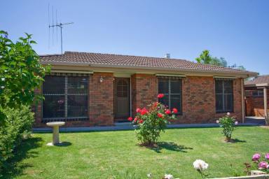 House For Lease - VIC - Bendigo - 3550 - FULLY FURNISHED - UNAVAILABLE UNTIL MARCH 2019  (Image 2)