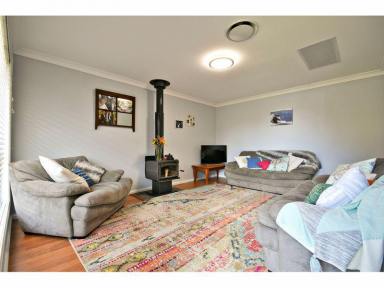 House Leased - NSW - Dubbo - 2830 - Application Approved - Cold this winter? 27 Pegasus has you covered with reverse cycle!  (Image 2)