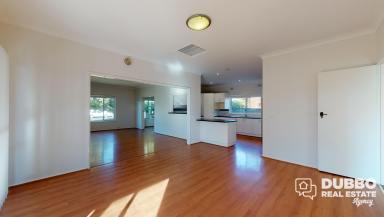 House For Lease - NSW - Dubbo - 2830 - SPACIOUS FOUR BEDROOM IN SOUTH DUBBO  (Image 2)