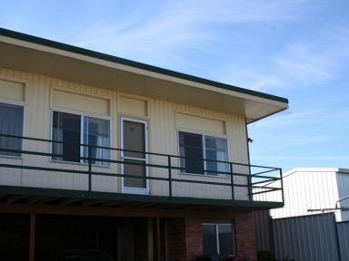 Unit For Lease - NSW - Glen Innes - 2370 - Prime Location: Unit Just Steps from Main Street & Shops  (Image 2)