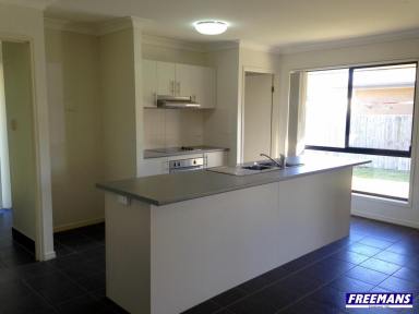 House Leased - QLD - Kingaroy - 4610 - 4 BEDROOM, 2 BATHROOM BRICK HOME  (Image 2)