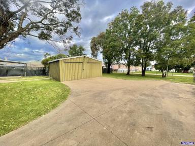 House Leased - QLD - Kingaroy - 4610 - House close to School and walk to CBD  (Image 2)
