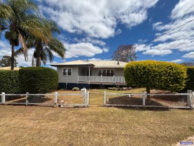 House Leased - QLD - Kingaroy - 4610 - CUTE TIMBER HOME IN QUITE STREET  (Image 2)