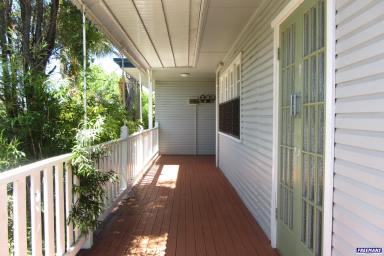House For Lease - QLD - Kingaroy - 4610 - CUTE TIMBER HOME IN QUITE STREET  (Image 2)