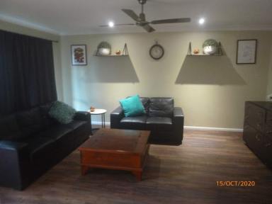 House Leased - QLD - Kingaroy - 4610 - FURNISHED FOR YOU - LARGE 4 BEDROOM HOME  (Image 2)