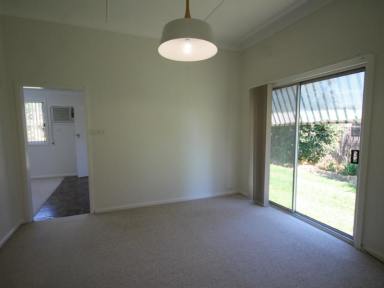 House Leased - NSW - Merriwa - 2329 - Leave the car at home!  (Image 2)