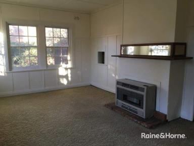 House Leased - NSW - Bowral - 2576 - In the Heart of Bowral  (Image 2)