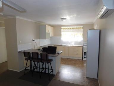 Unit For Lease - QLD - Nanango - 4615 - 2 BEDROOM UNIT IN TOWN - QUIET LOCATION!  (Image 2)