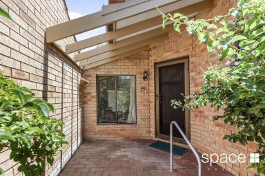 Townhouse Leased - WA - City Beach - 6015 - *** UNDER APPLICATION ***  (Image 2)