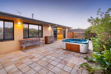 House Leased - WA - City Beach - 6015 - Family home with pool  (Image 2)