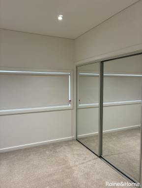 Townhouse For Lease - NSW - Bowral - 2576 - Luxury Townhouse Living in the Heart of Bowral!  (Image 2)